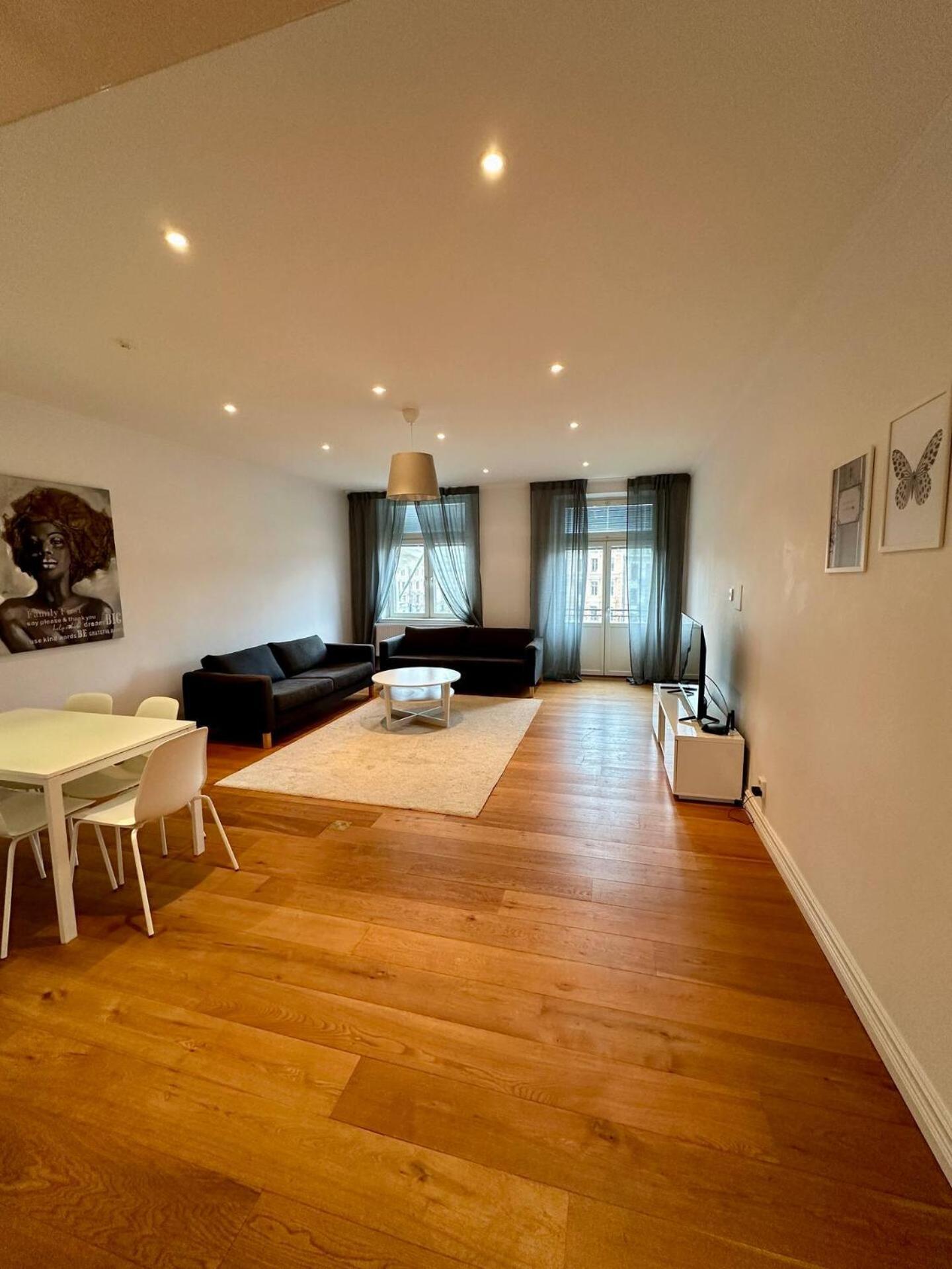 Luxury In Apartment *
